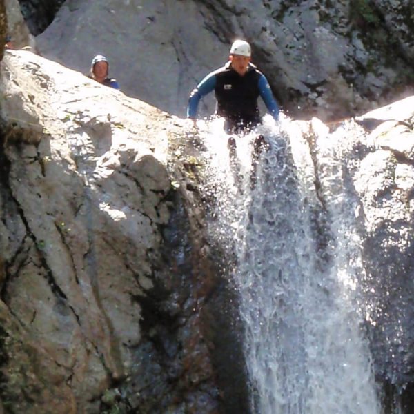 canyoning en eaux chaudes dans les Pyrénées-Orientales 66 Perpignan Marquixanes extérieur nature